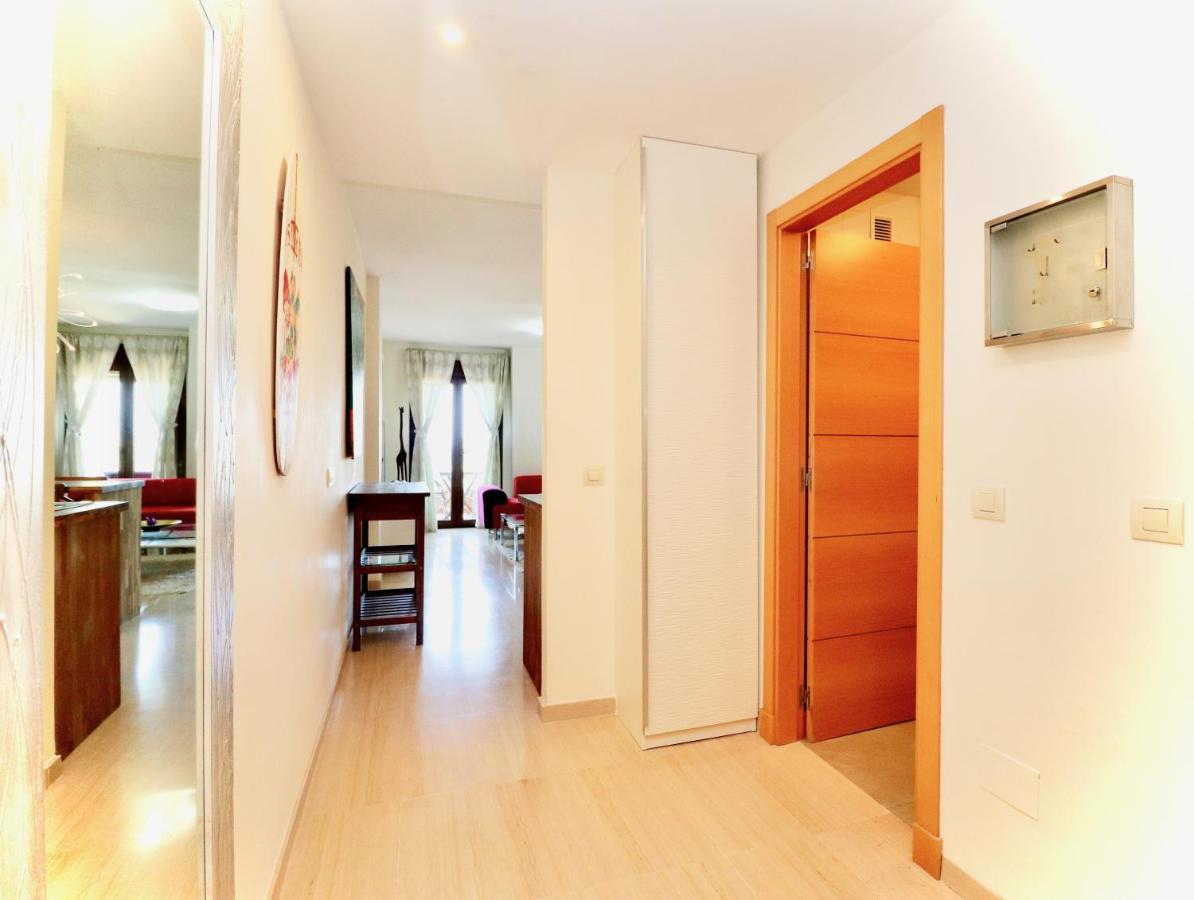Modern Penthouse Apartment - 1 Min From The Beach 丰希罗拉 外观 照片