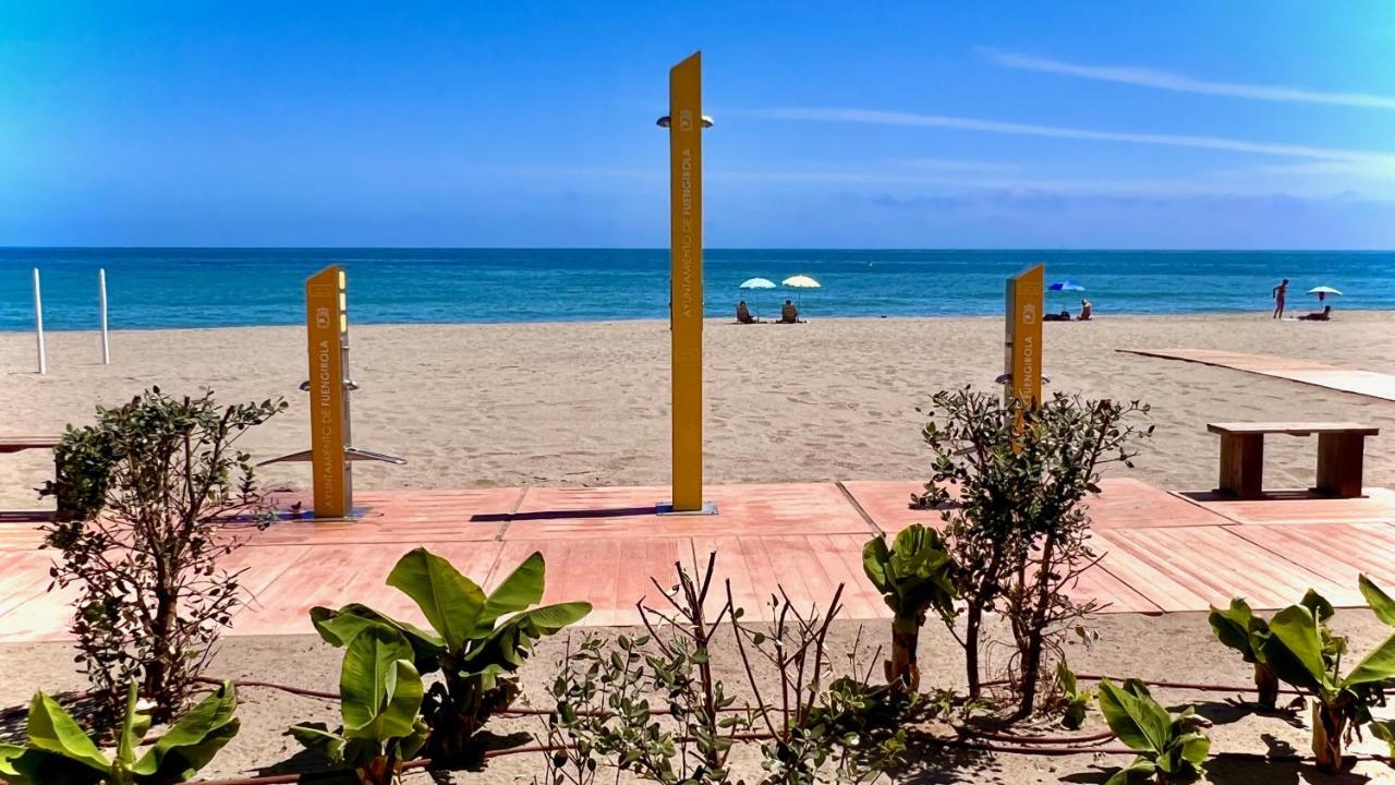 Modern Penthouse Apartment - 1 Min From The Beach 丰希罗拉 外观 照片