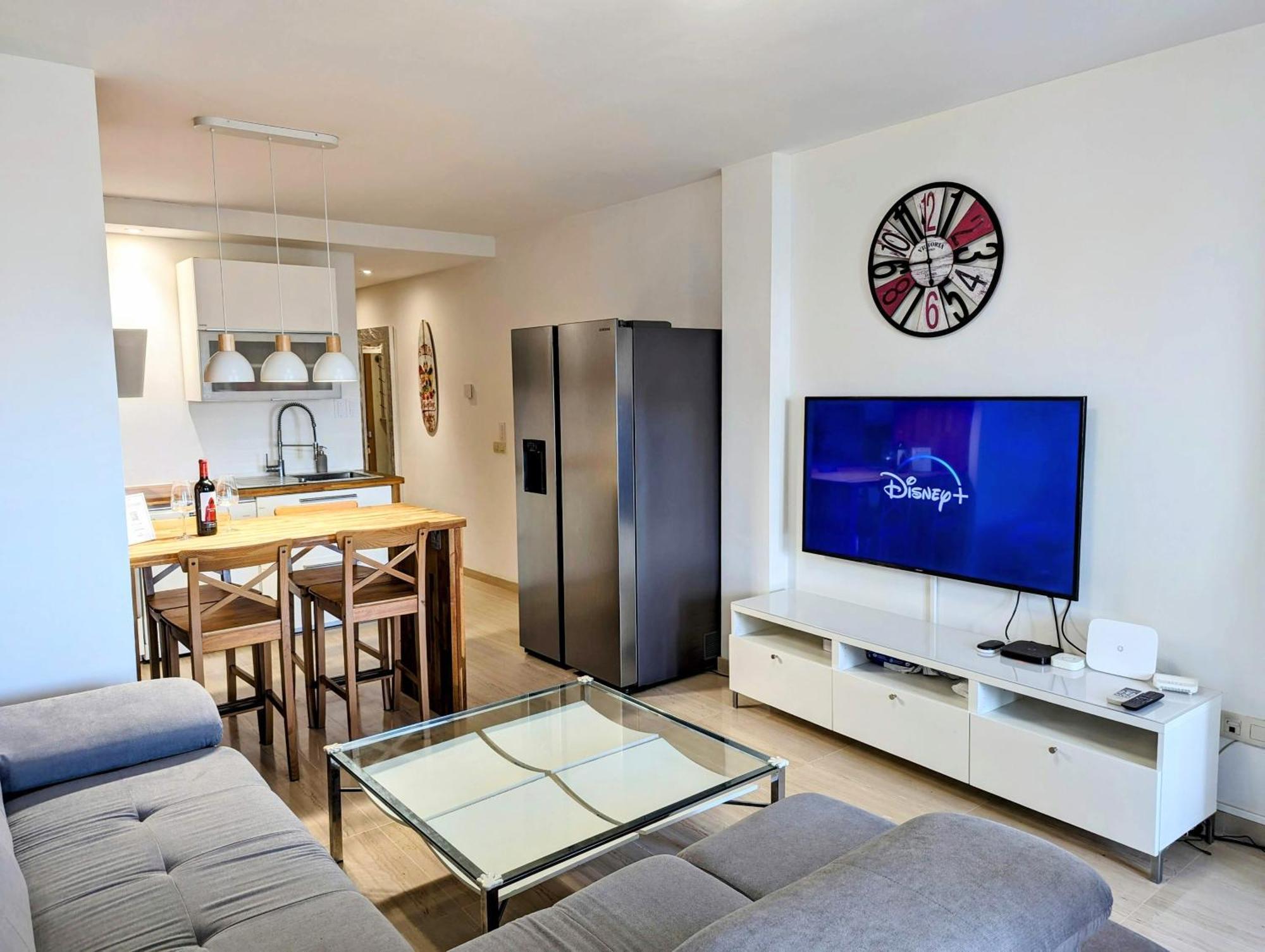Modern Penthouse Apartment - 1 Min From The Beach 丰希罗拉 外观 照片