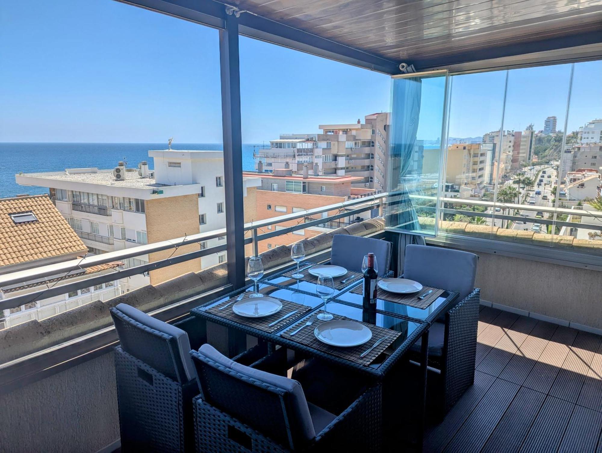 Modern Penthouse Apartment - 1 Min From The Beach 丰希罗拉 外观 照片